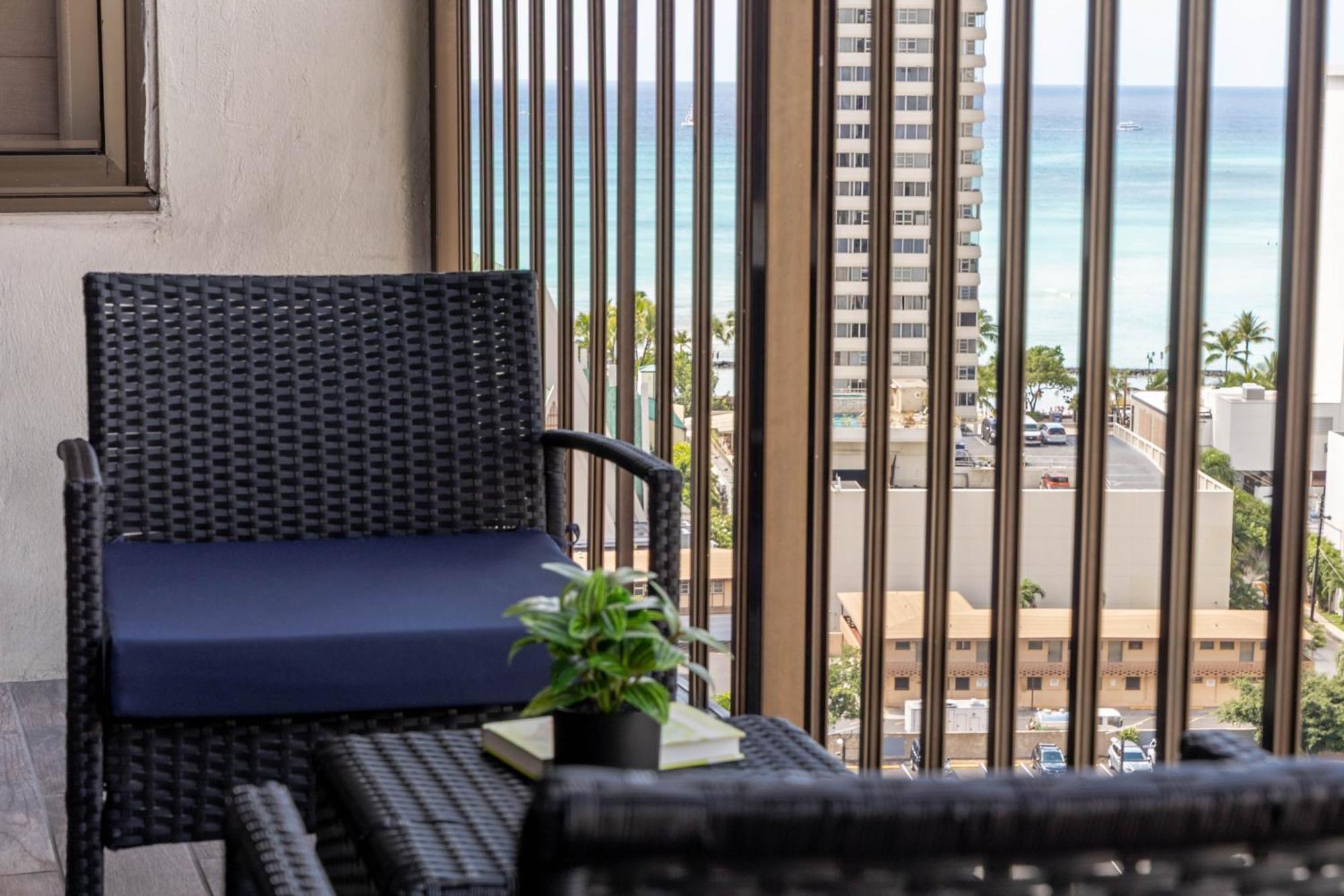Aloha Vibes With Ocean Views, Near Beach & Parking! Χονολουλού Εξωτερικό φωτογραφία